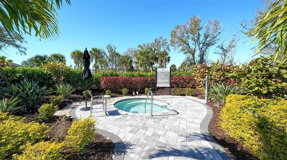 15312 Shady Palms Ln, Nokomis, FL 34275-4343