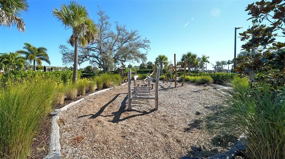 15312 Shady Palms Ln, Nokomis, FL 34275-4343
