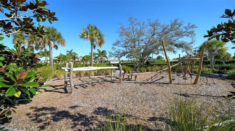 15312 Shady Palms Ln, Nokomis, FL 34275-4343