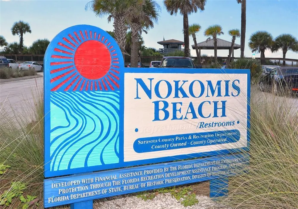 15312 Shady Palms Ln, Nokomis, FL 34275-4343