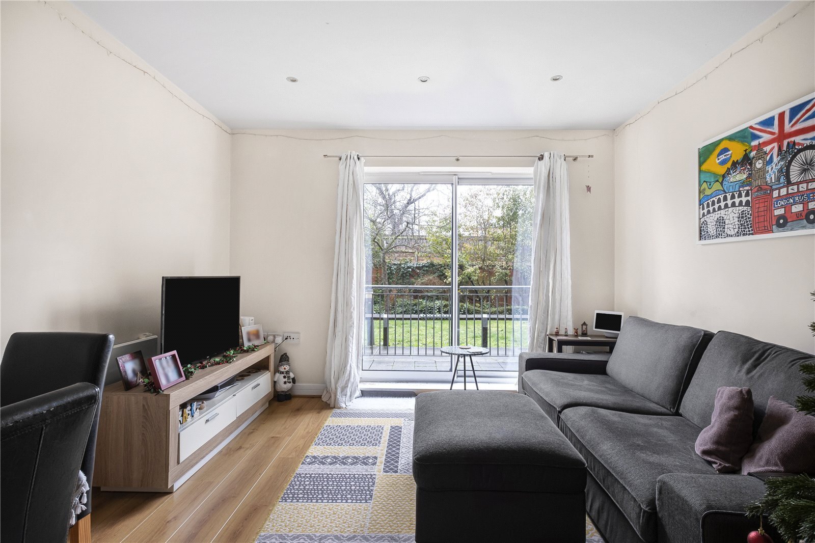 Cherrywood Lodge, Birdwood Avenue, London, SE13 Image 3
