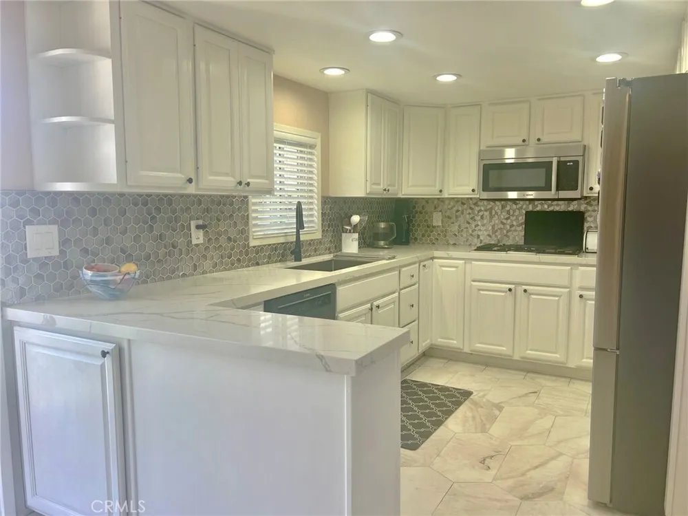 311 Concord Ln, Newport Beach, CA 92660