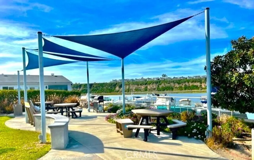 311 Concord Ln, Newport Beach, CA 92660
