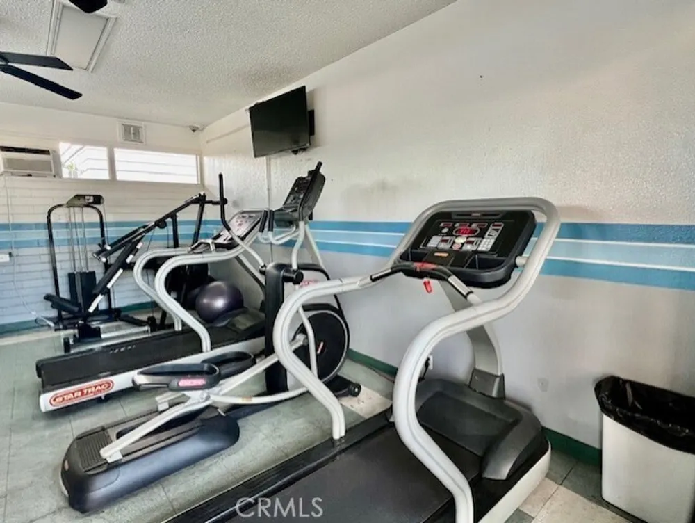311 Concord Ln, Newport Beach, CA 92660