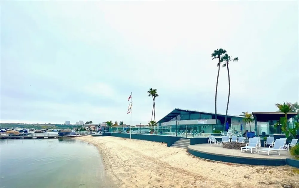 311 Concord Ln, Newport Beach, CA 92660