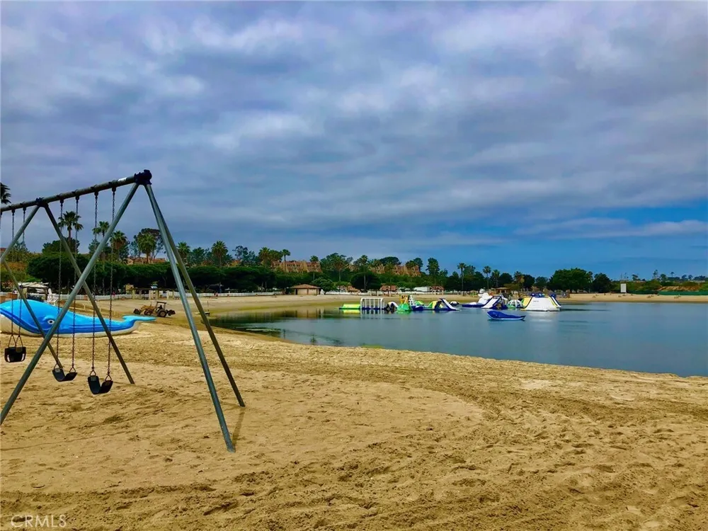 311 Concord Ln, Newport Beach, CA 92660