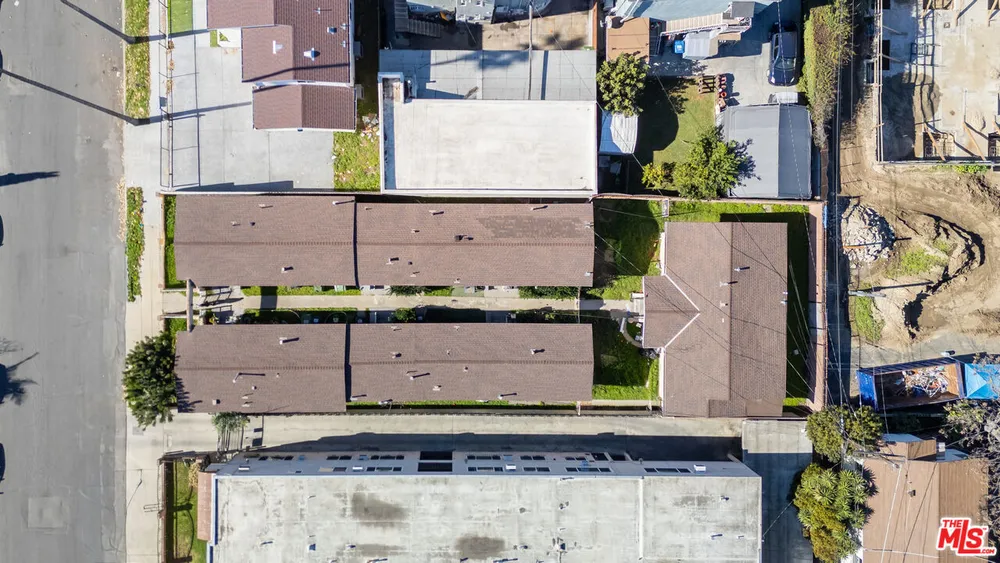 871 E 49th St, Southeast Los Angeles, CA 90011