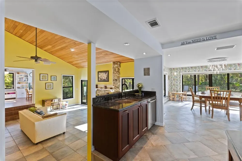 6950 El Dorado Dr, Sarasota, FL 34240