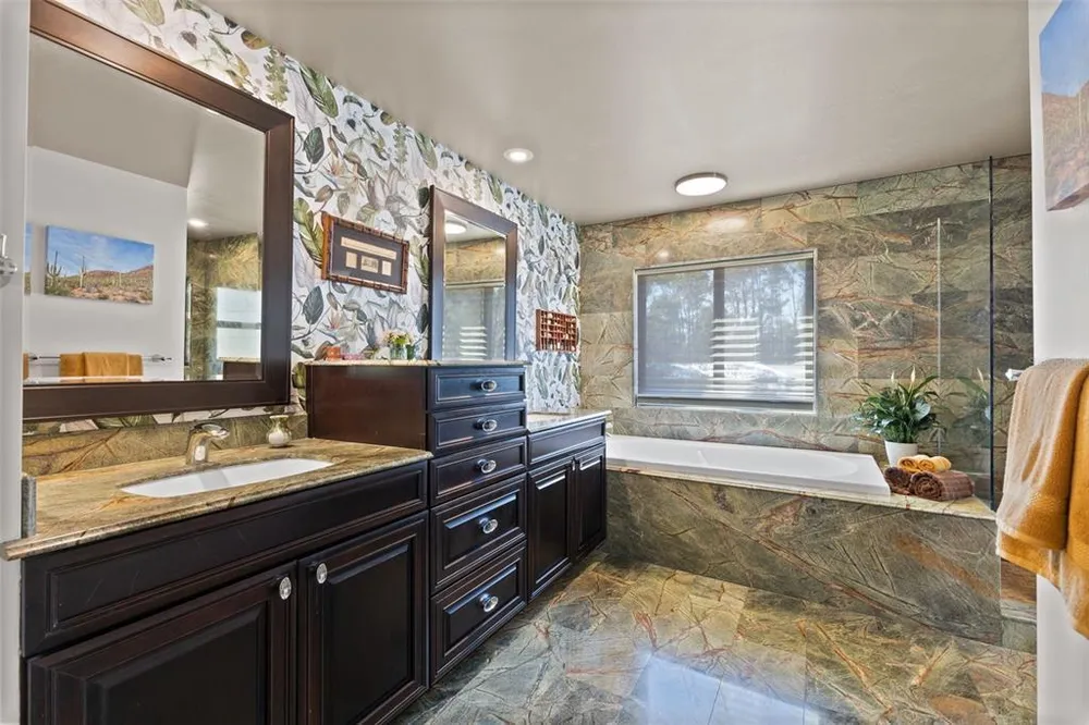 6950 El Dorado Dr, Sarasota, FL 34240