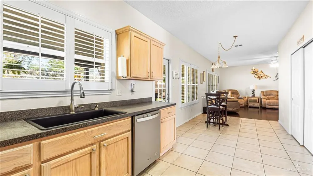 2504 Frontera Rd, McAllen, TX 78504