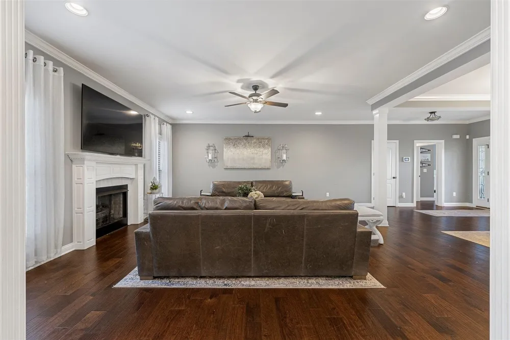 166 Cooper Dearing Rd, Alvaton, KY 42122
