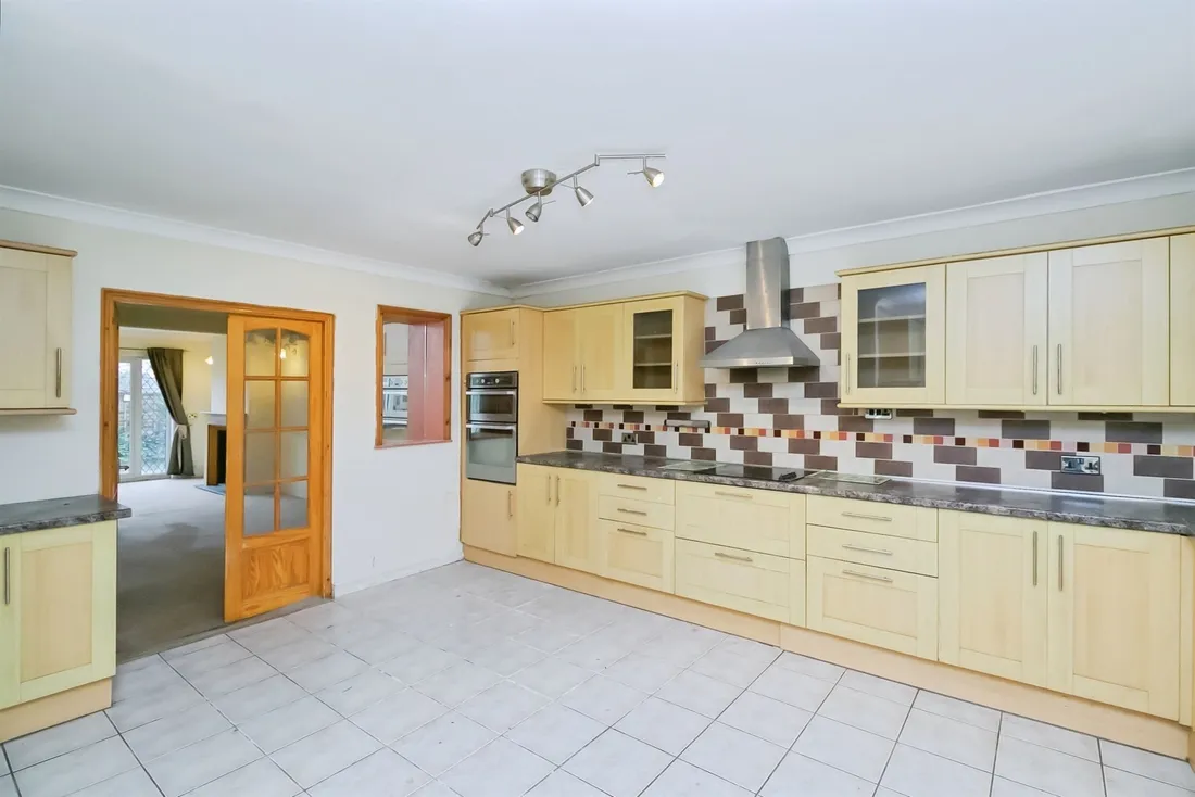 Property photo 24