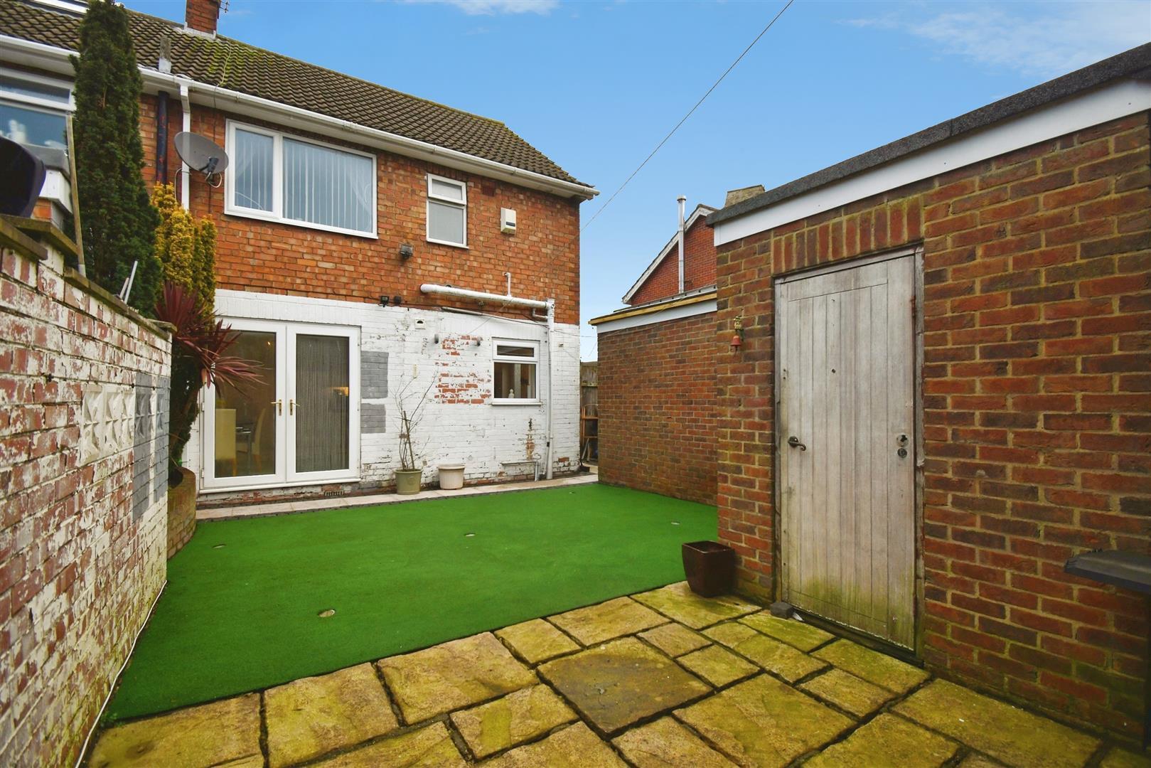 Garth Avenue, HULL Image 4
