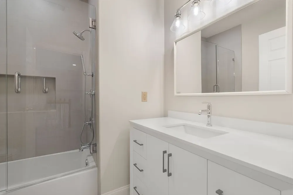York St, Canton, MA 02021