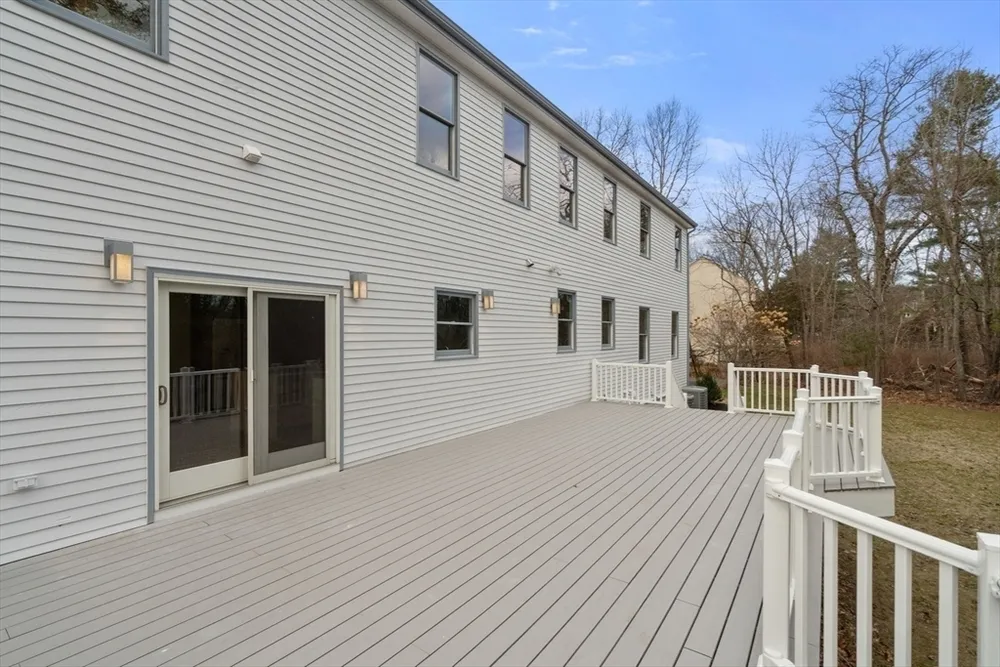 York St, Canton, MA 02021
