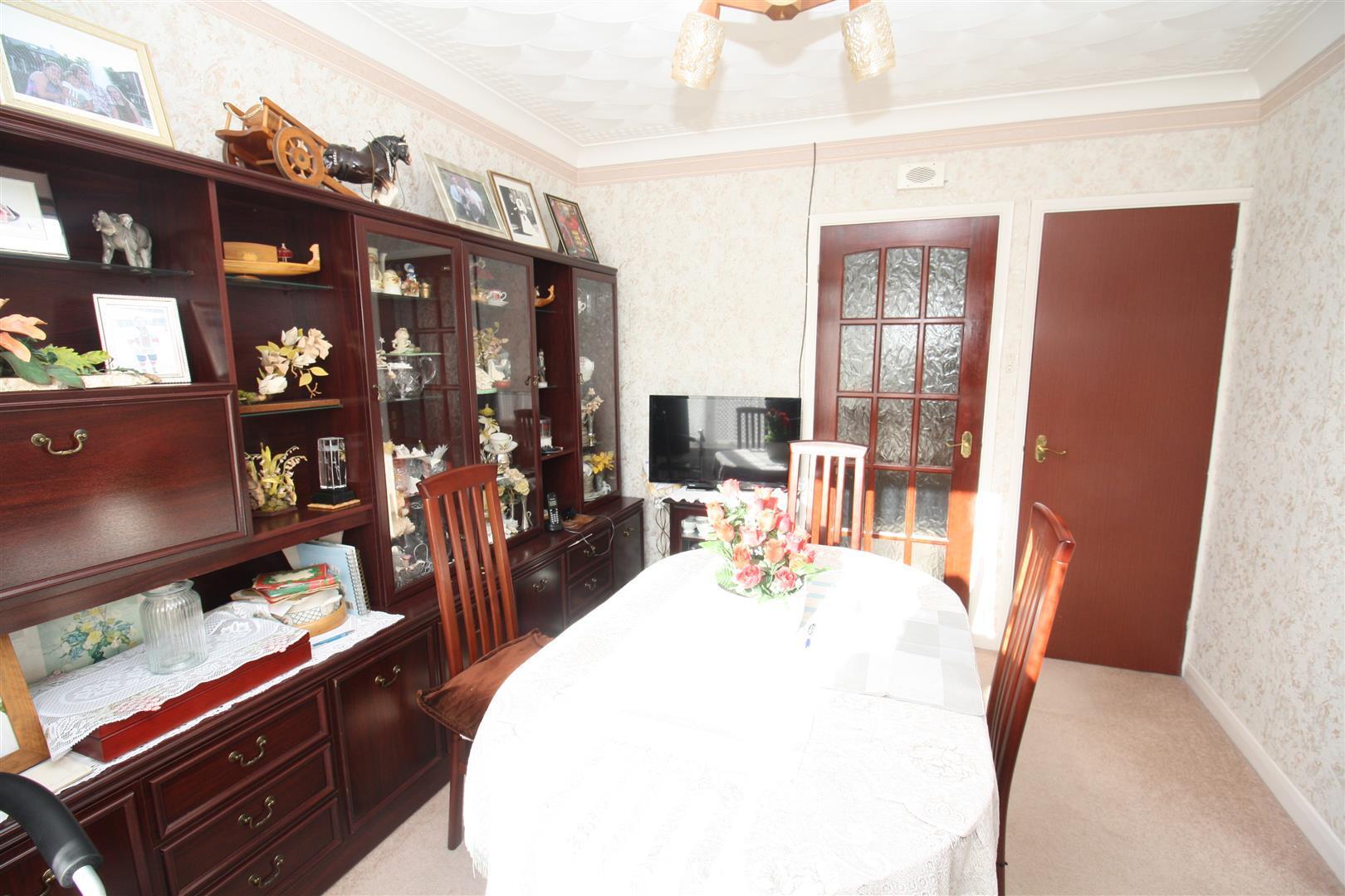 Staple Hall Road, Bletchley, Milton Keynes Image 6