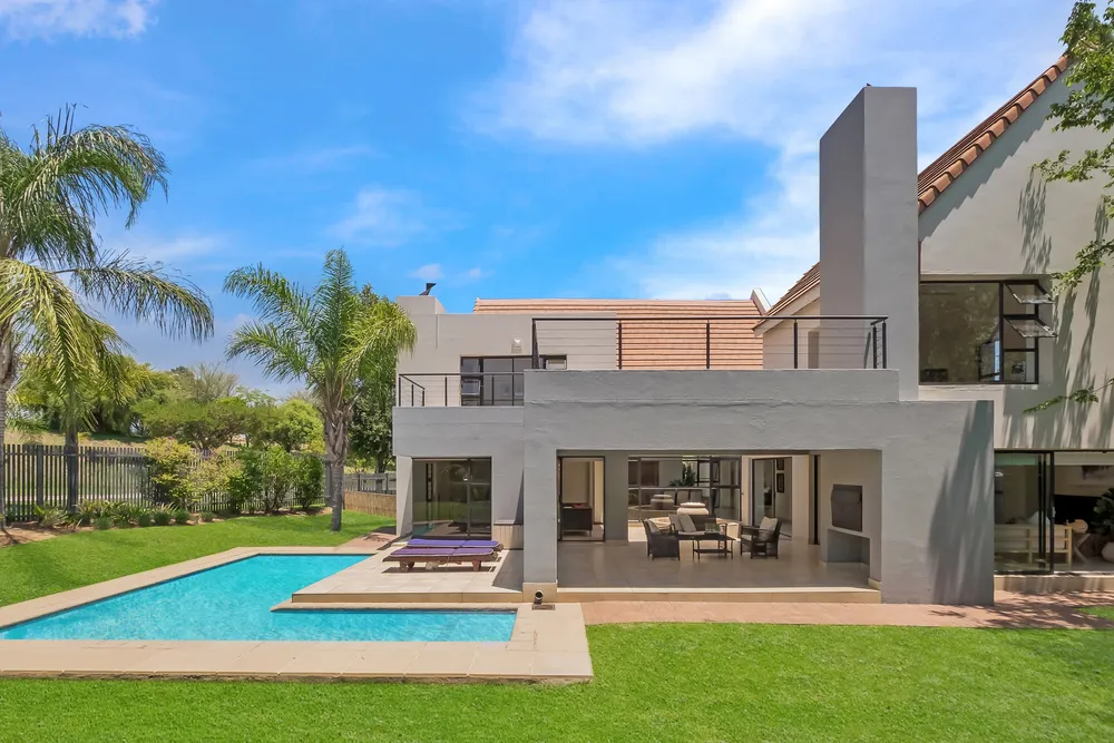 South Africa, Gauteng, Eagle Canyon Golf Estate, Eagle Creek Drive, 401