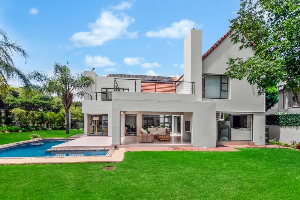 South Africa, Gauteng, Eagle Canyon Golf Estate, Eagle Creek Drive, 401