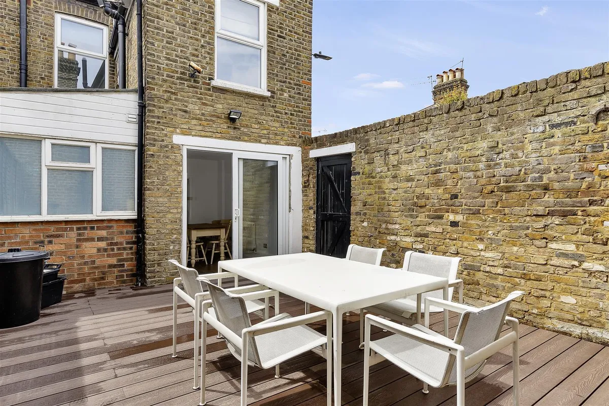 Alperton Street, London W10