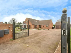 Slay Pit Close, Hatfield Woodhouse, Doncaster photo