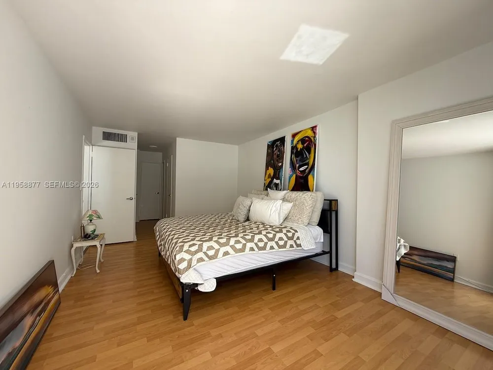 1228 West Ave, Miami Beach, FL 33139
