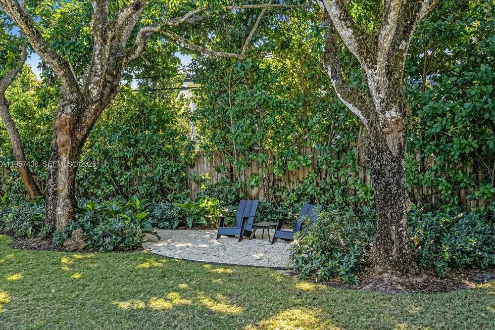 5902 SW 105th St, Pinecrest, FL 33156