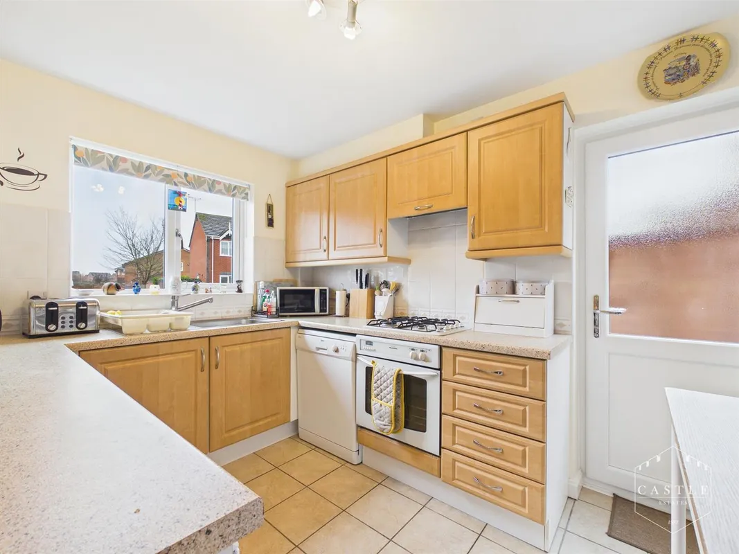 Livia Close, Hinckley