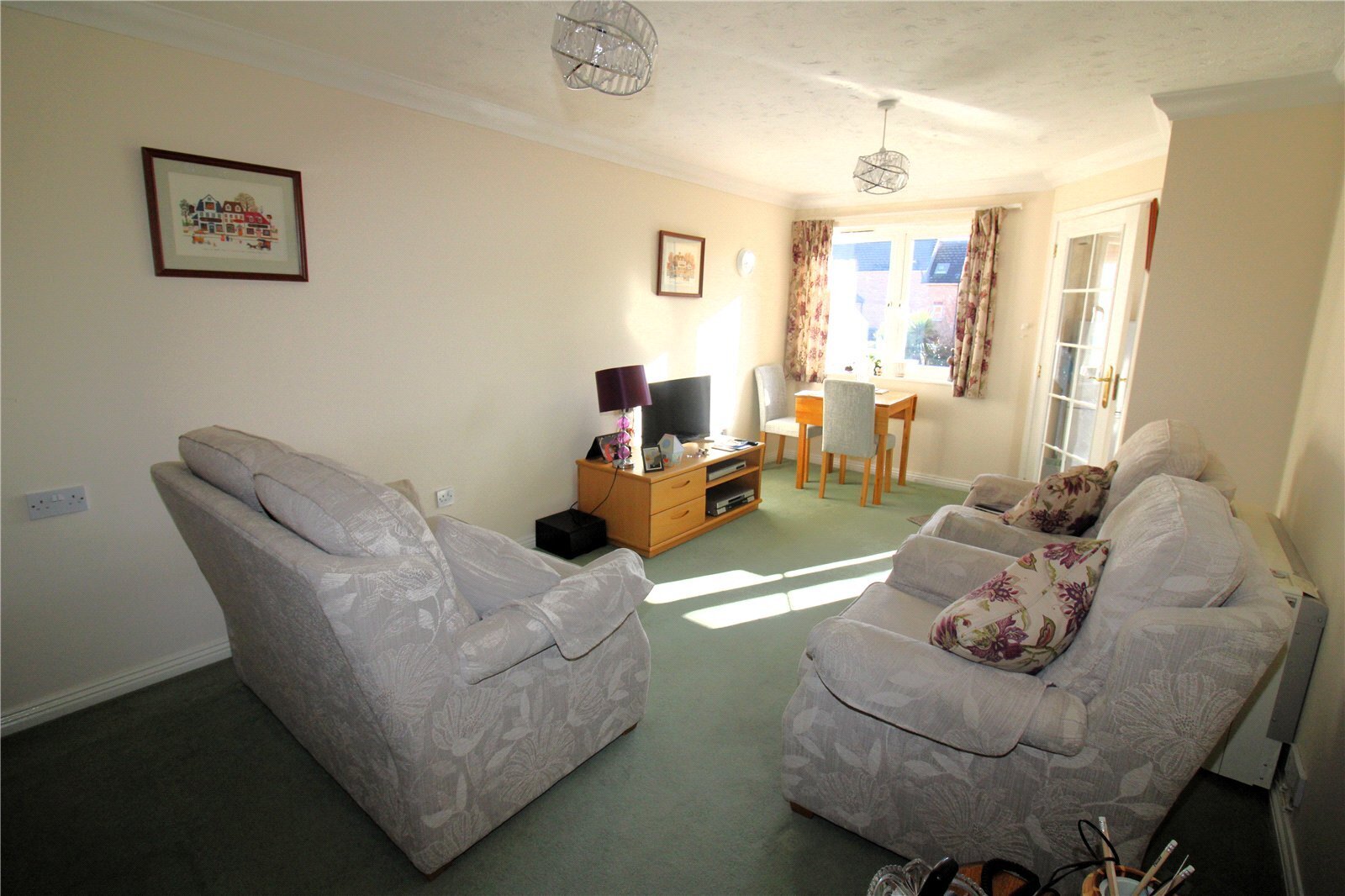 Trinity Street, Fareham, Hampshire, PO16 Image 2
