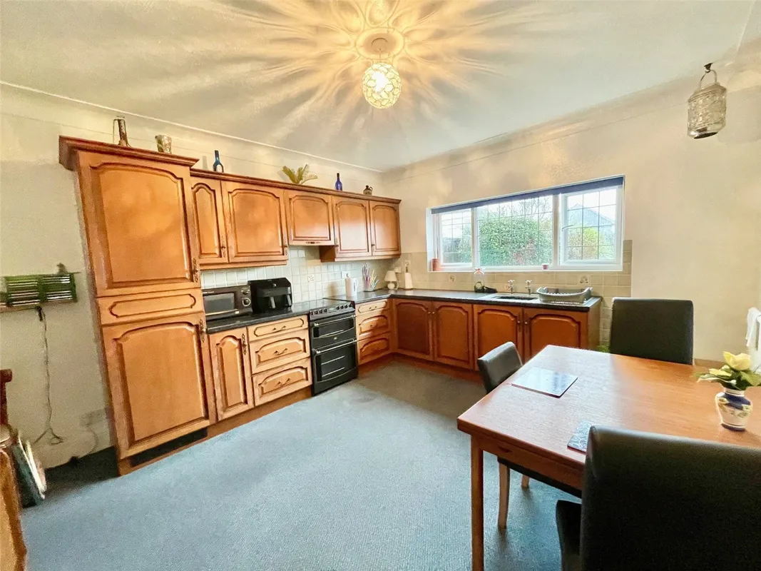Cottesmore Gardens, Leigh-on-Sea, Essex, SS9