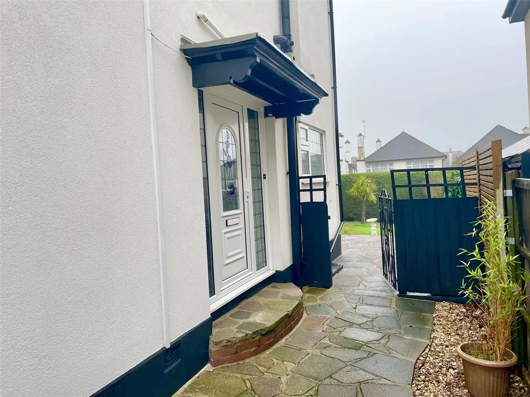 Cottesmore Gardens, Leigh-on-Sea, Essex, SS9