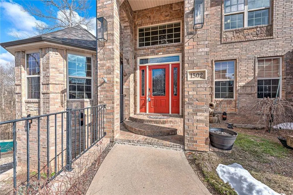 1502 NE Bluff Springs Ave, Bentonville, AR 72712