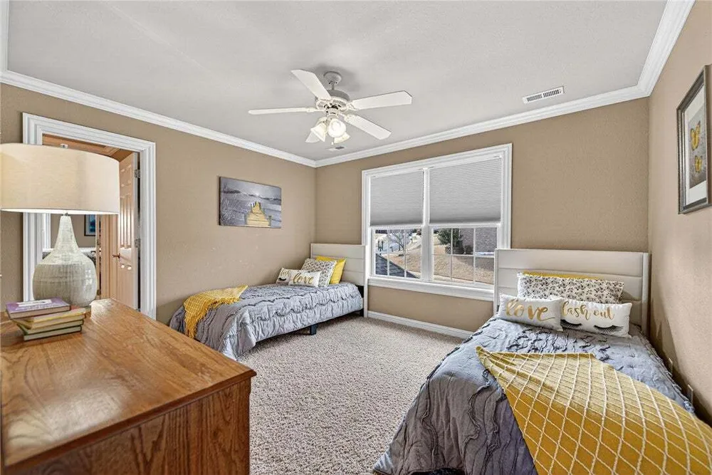 1502 NE Bluff Springs Ave, Bentonville, AR 72712