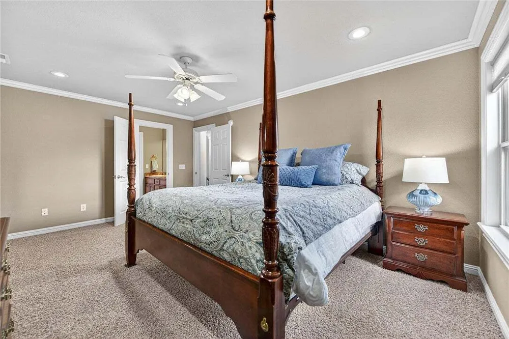 1502 NE Bluff Springs Ave, Bentonville, AR 72712