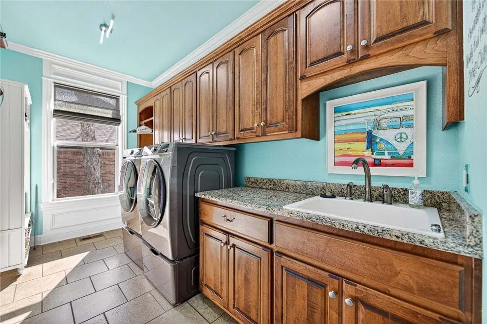 1502 NE Bluff Springs Ave, Bentonville, AR 72712