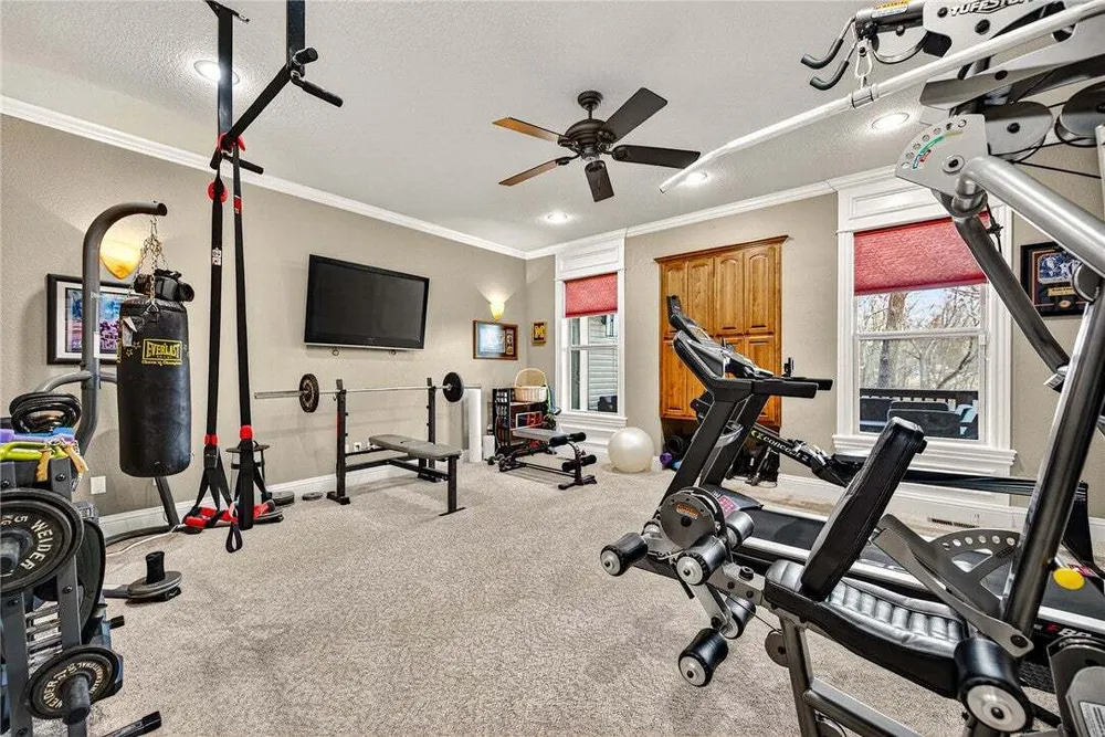 1502 NE Bluff Springs Ave, Bentonville, AR 72712