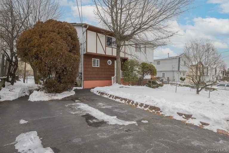 67 Gerow Ave, Spring Valley, NY 10977