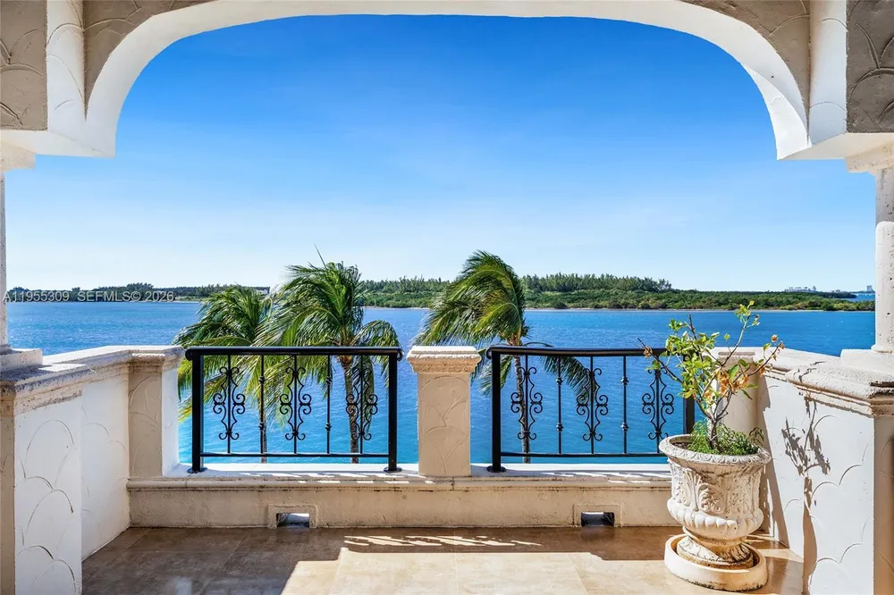 2443 Fisher Island Dr, Miami, FL 33109