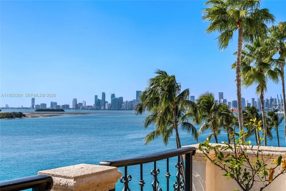 2443 Fisher Island Dr, Miami, FL 33109