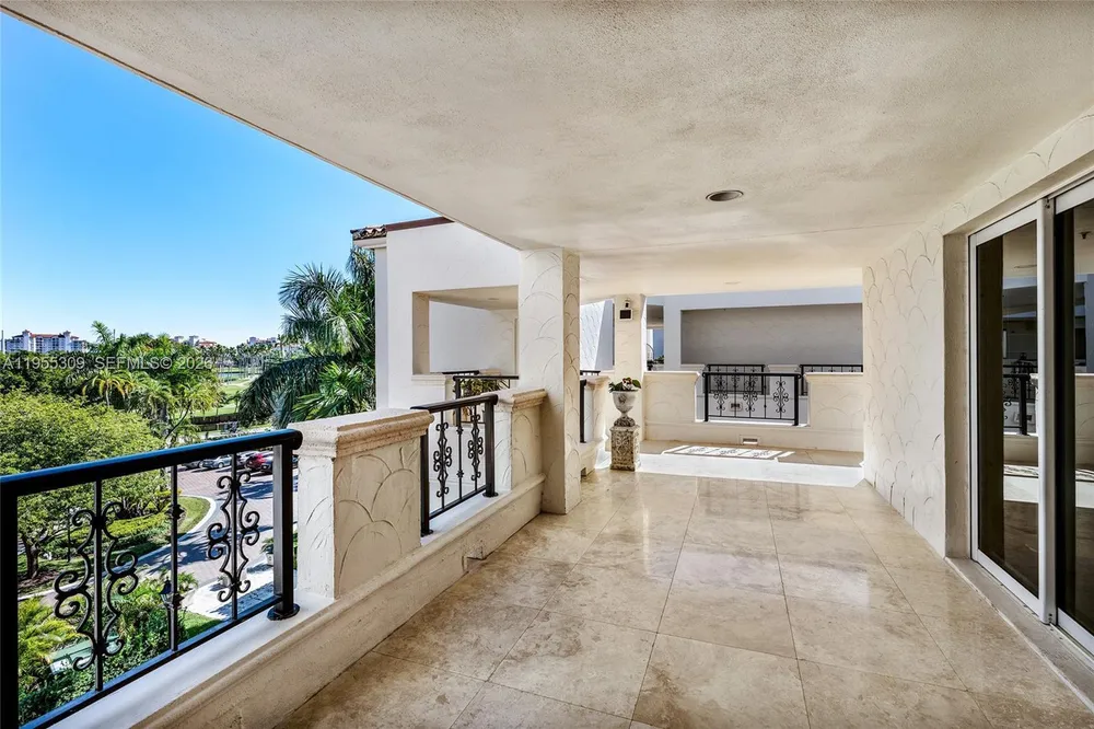 2443 Fisher Island Dr, Miami, FL 33109