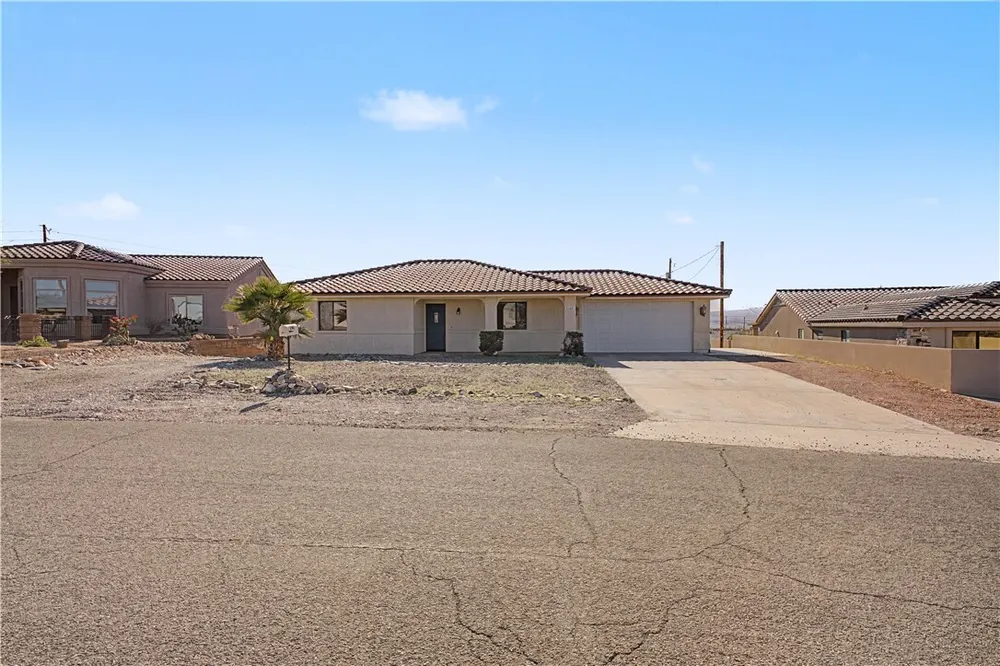 2162 Runabout Dr, Lake Havasu City, AZ 86403
