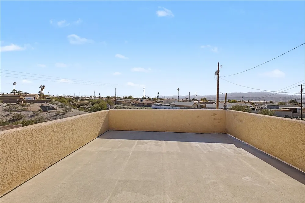 2162 Runabout Dr, Lake Havasu City, AZ 86403