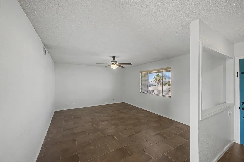 2162 Runabout Dr, Lake Havasu City, AZ 86403