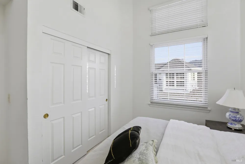 46 Mariners Circle, San Rafael, CA 94903