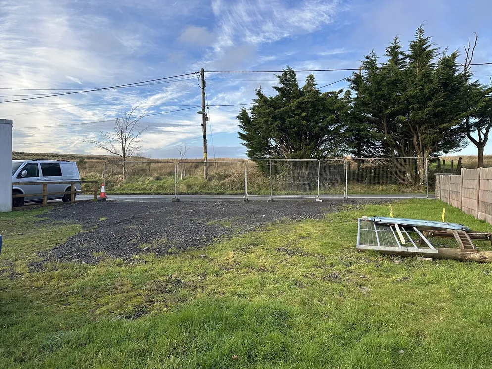 Property carousel item 3