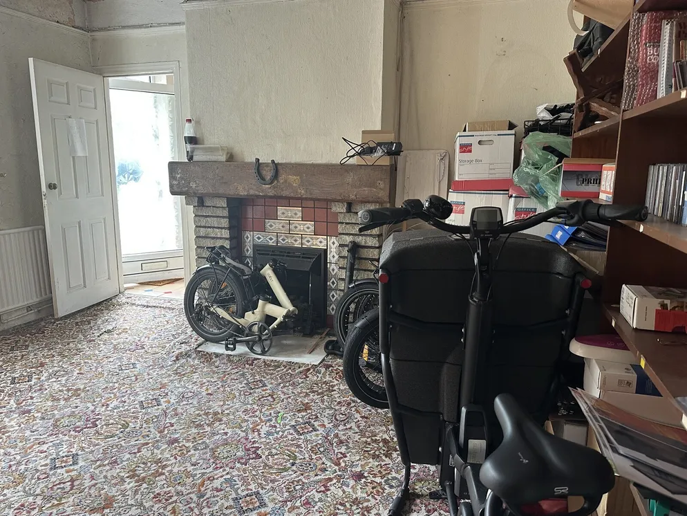 Property carousel item 16