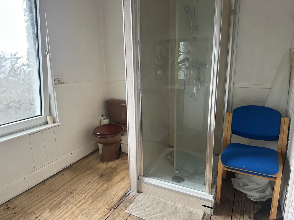 Property carousel item 25