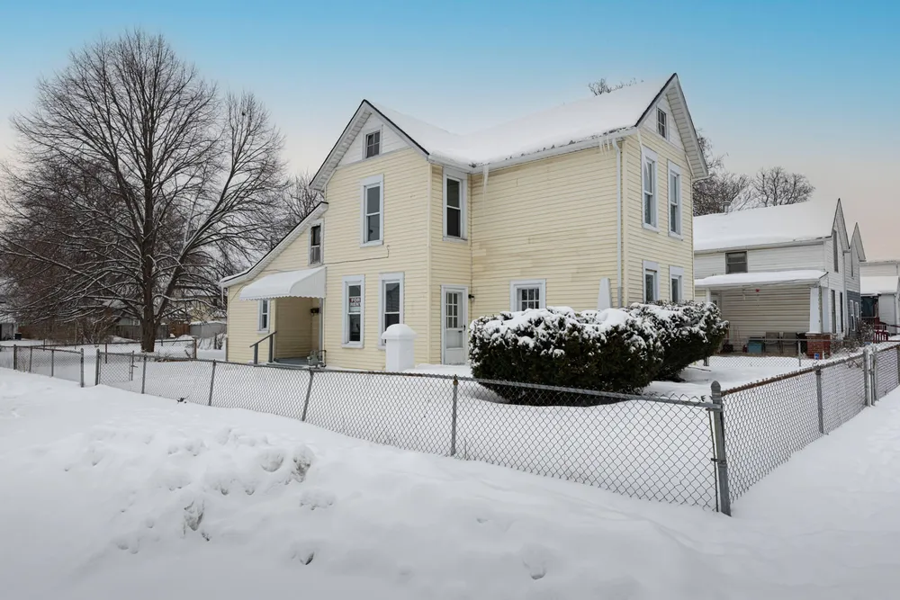 1654 Catawba Ave, Springfield, OH 45503