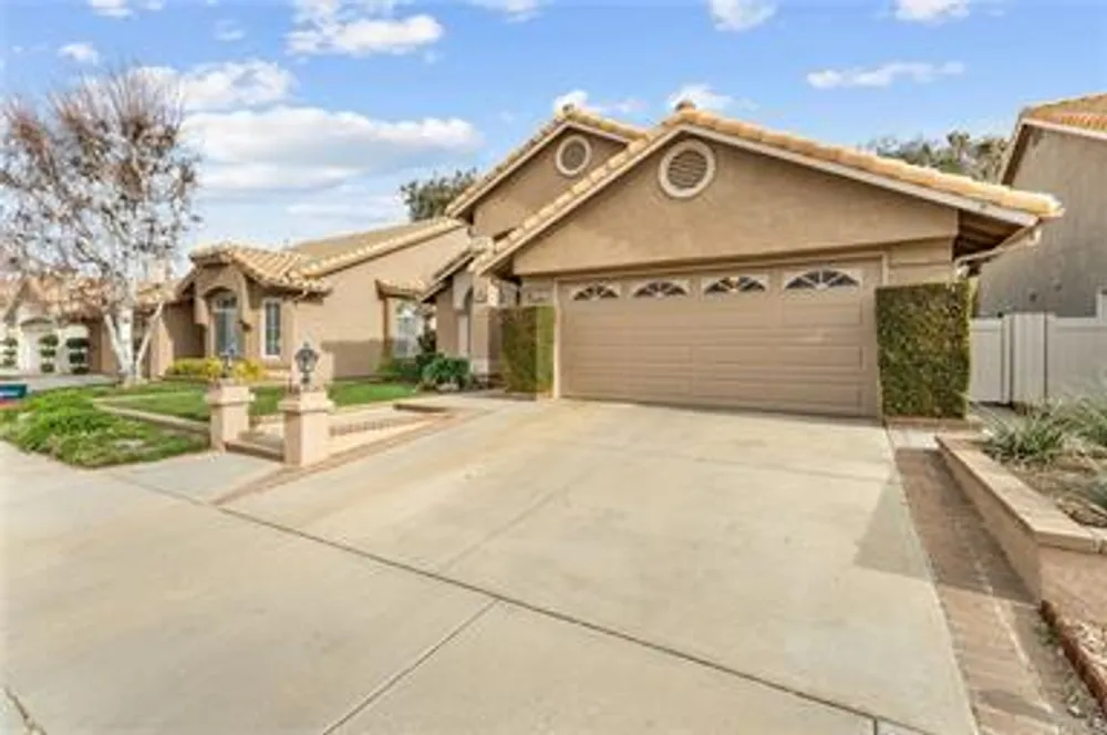 1154 Fairway Oaks Ave, Banning, CA 92220