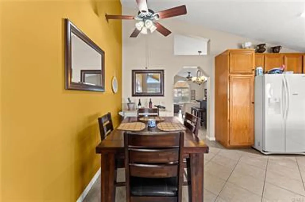1154 Fairway Oaks Ave, Banning, CA 92220