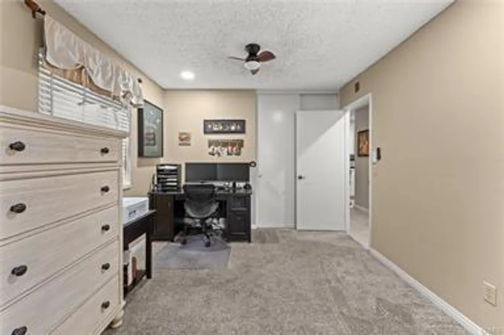 1154 Fairway Oaks Ave, Banning, CA 92220